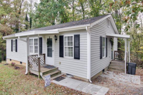 Near Lake Wylie - Updated Cottage with Yard!